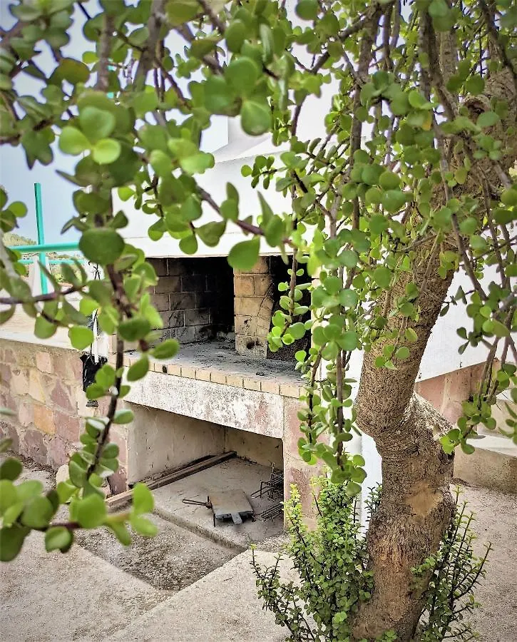 カルロフォルテ Cala Vinagra House Bed & Breakfast